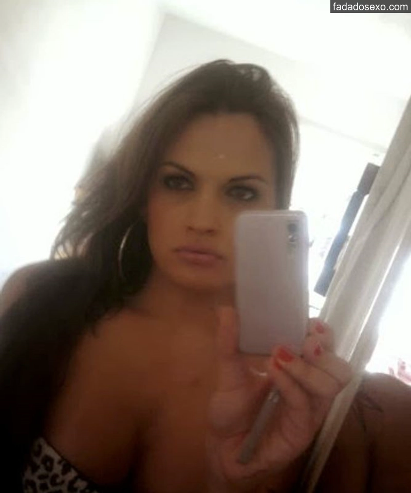 travesti-fabricia-ferreira-nua-17-fotos-quentes-e-excitantes-1