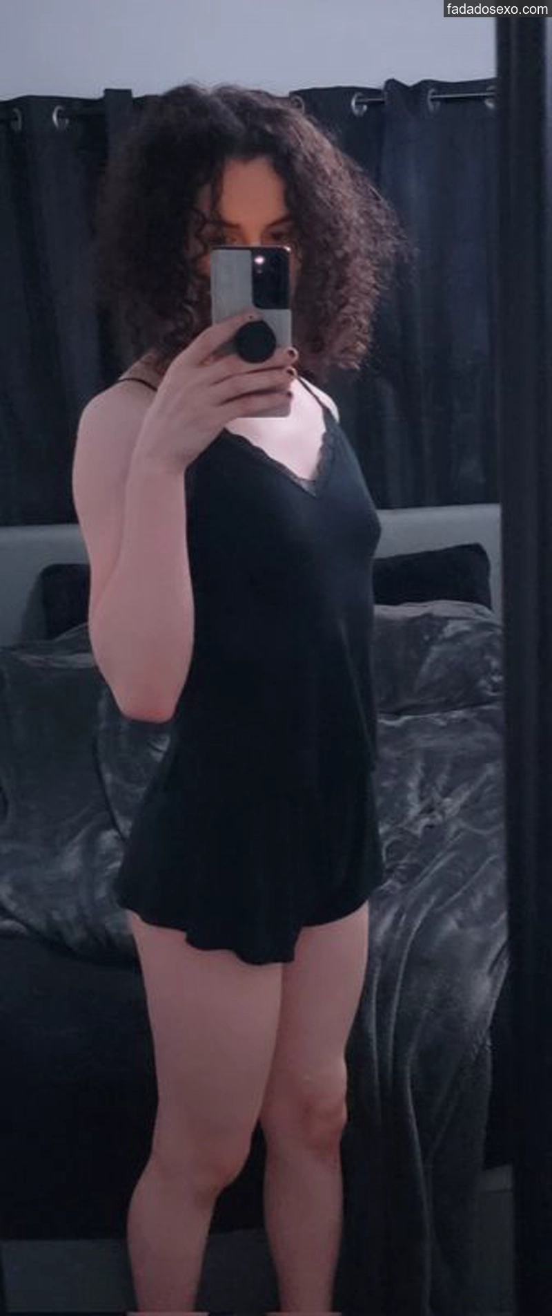 98-fotos-travestis-nuas-com-seios-perfeitos-e-paus-duros-provocando-gozada-73